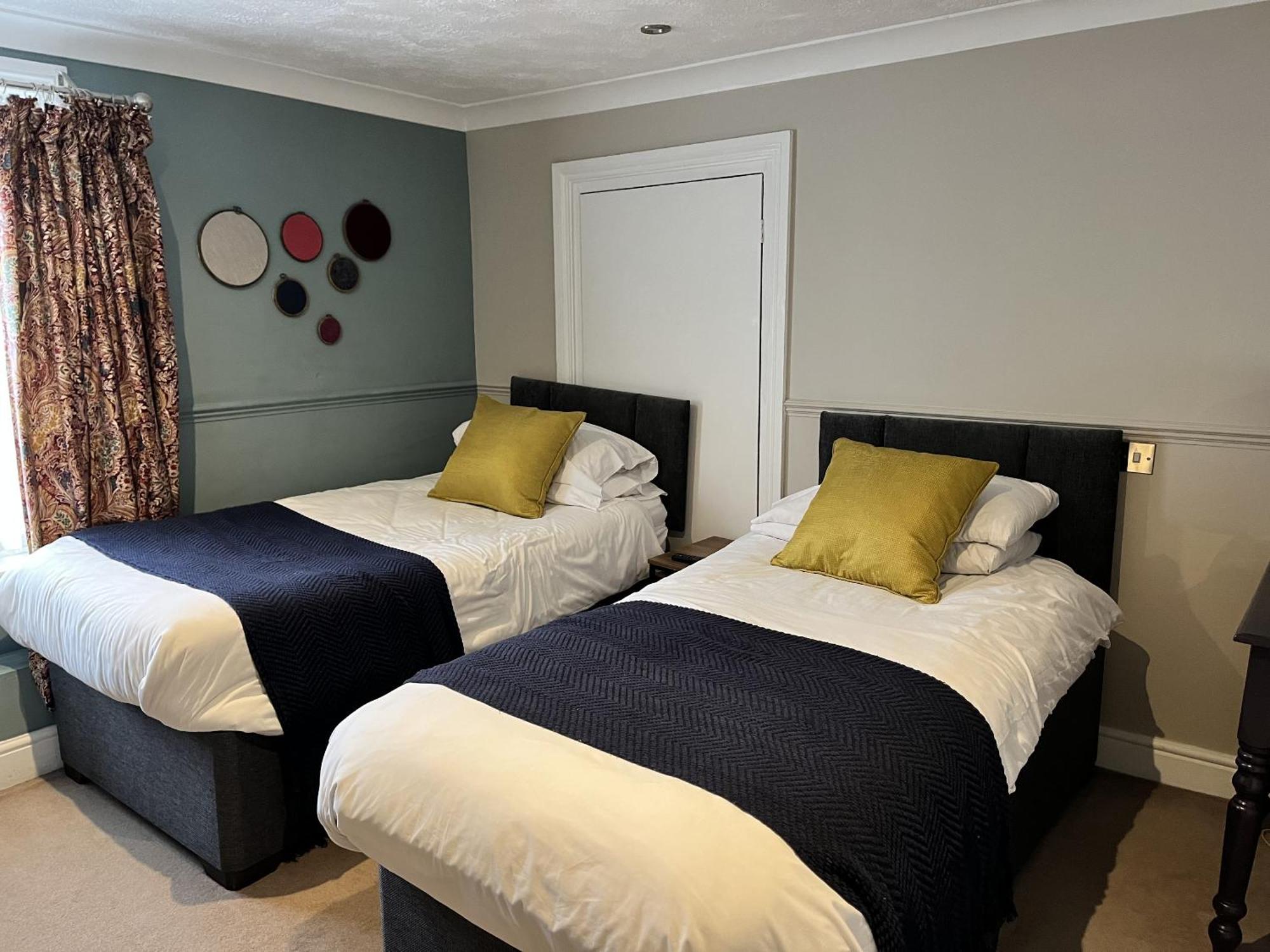 The Ship Hotel New Romney Eksteriør bilde