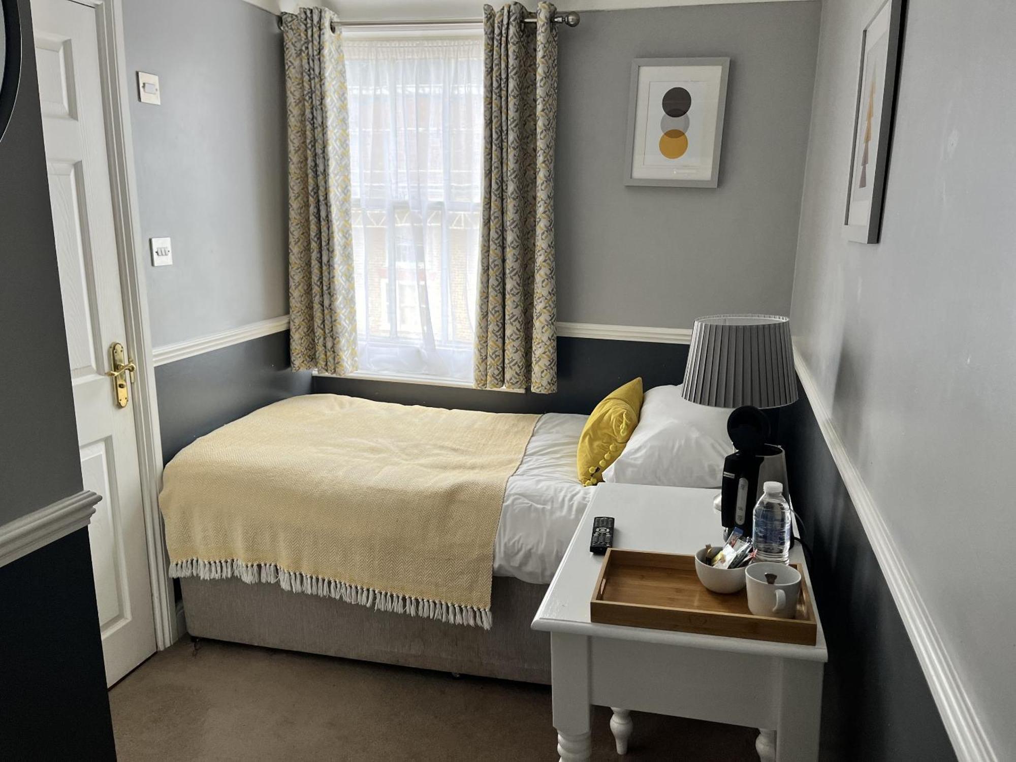 The Ship Hotel New Romney Eksteriør bilde