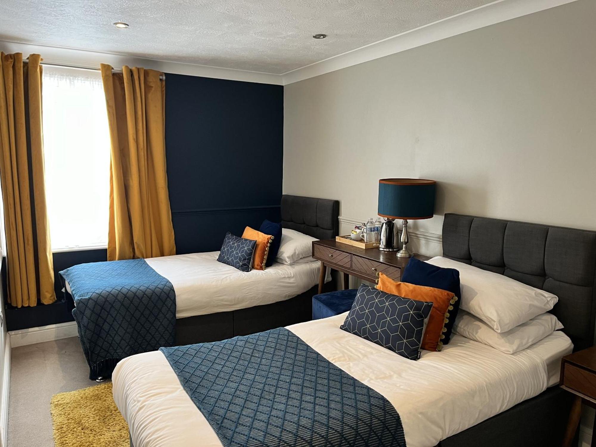The Ship Hotel New Romney Eksteriør bilde